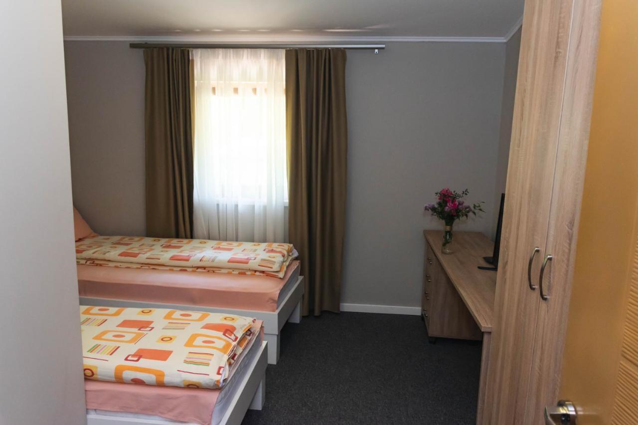 Apartamento Anin Dvor Sekovici Exterior foto
